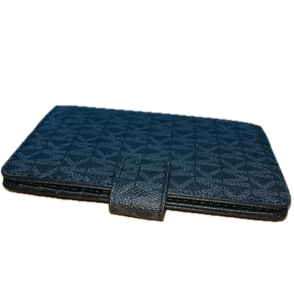 Michael Kors Jet Set Travel Passport Case Wallet, Black